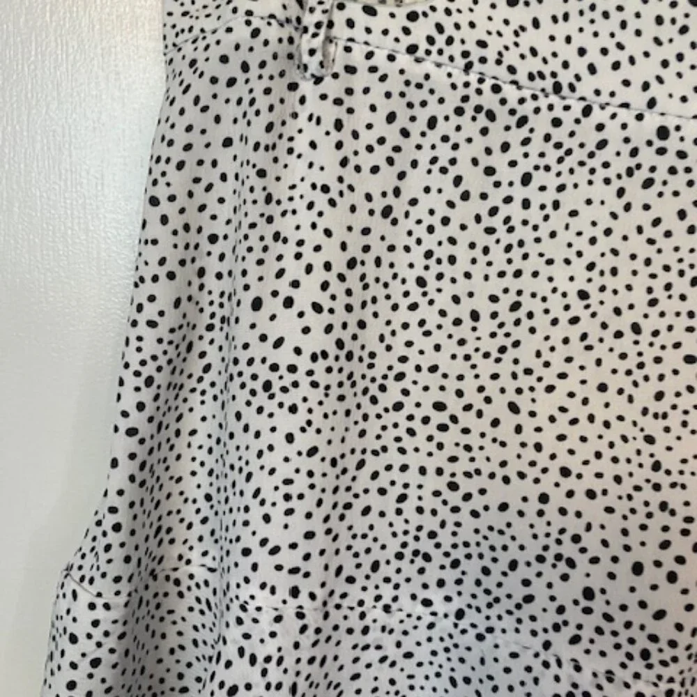 Gee Gee White with black spots skort shorts